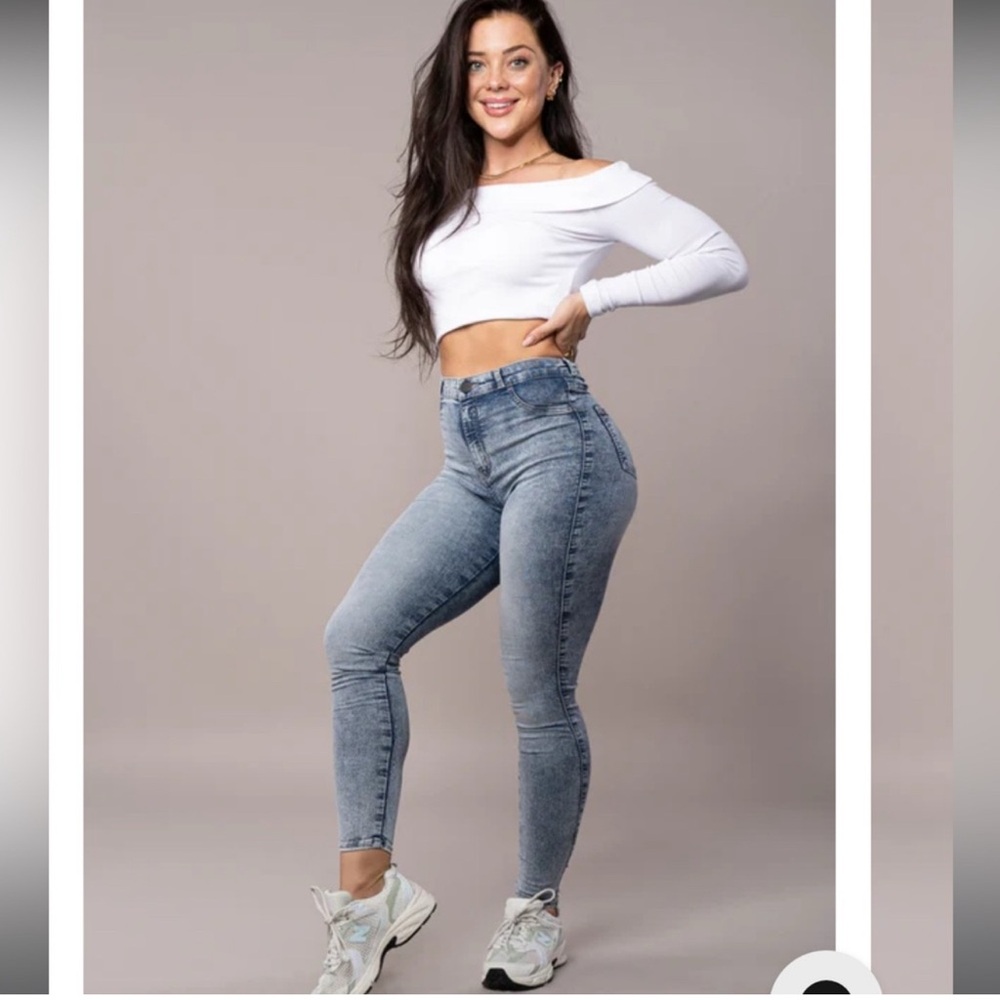 Medium 80’s Wash FITJEANS